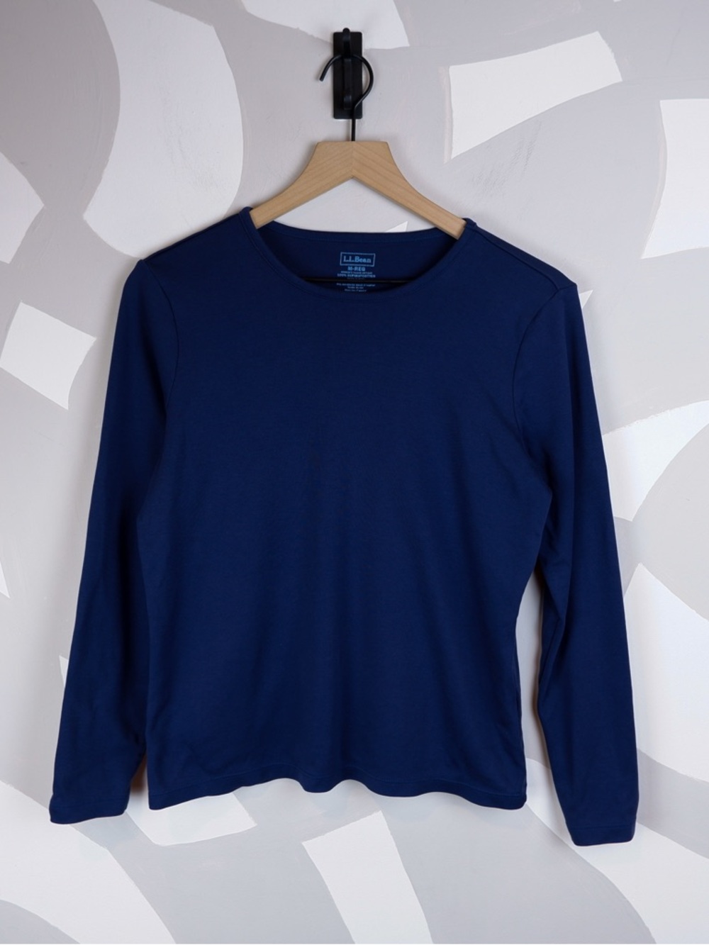 L.L. Bean 100% Supima Cotton Long Sleeve T-Shirt in Navy | M